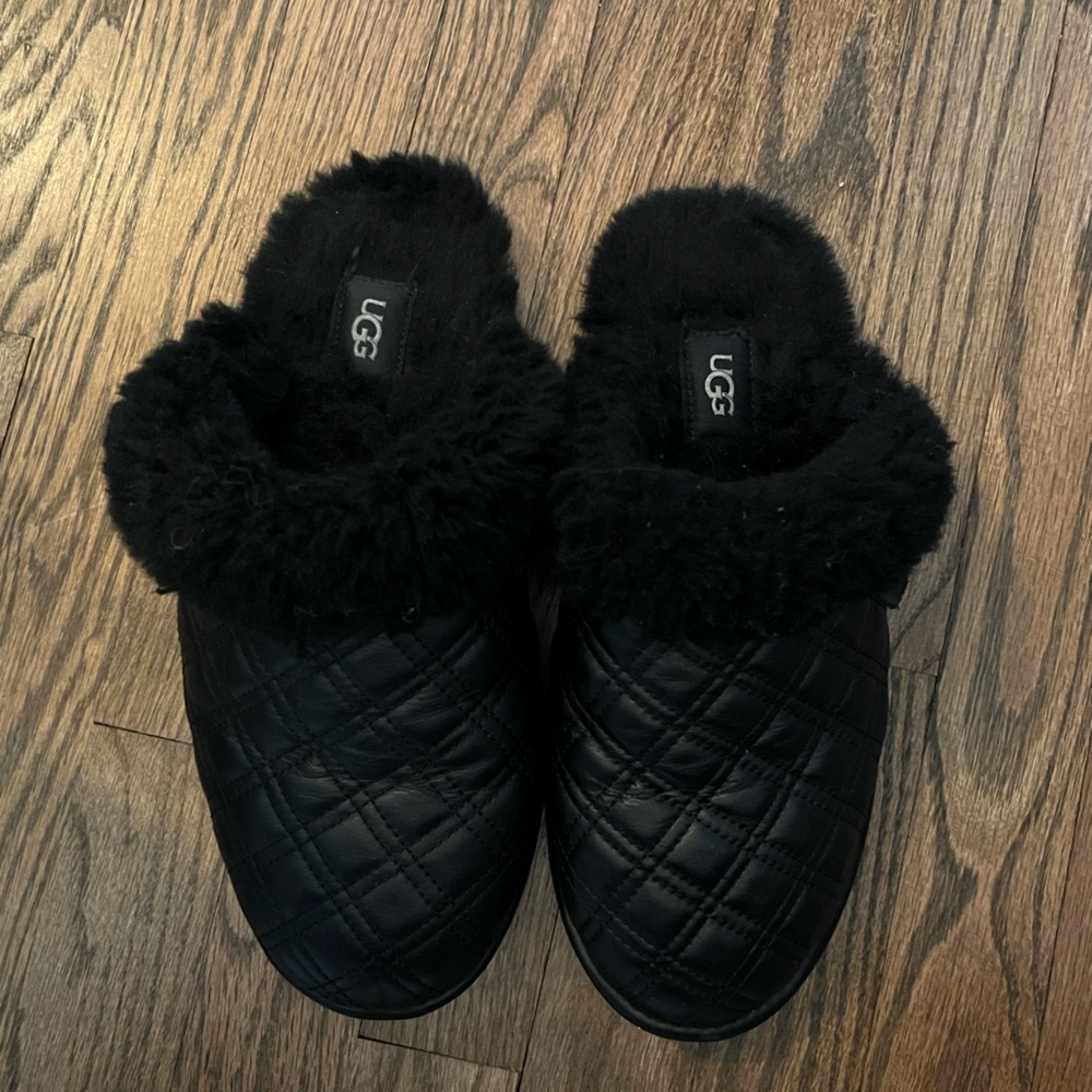 UGG Women's Scuffette II Quilted Genuine Shearling Slippers